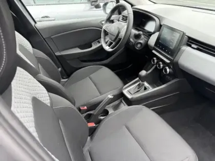 Photo 5 Renault Clio  1.6 E-Tech 145ch full hybrid Evolution - 25