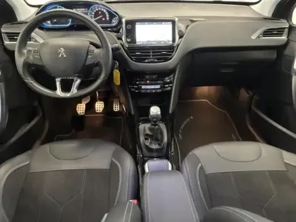 Photo 9 Peugeot 2008  1.2 PureTech 110ch E6.c Crossway S&S 5cv