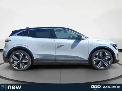 Photo 5 Renault Megane  E-Tech Electric EV60 220ch Iconic super charge