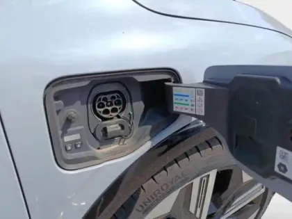 Photo 9 Renault Megane  E-Tech Electric EV60 220ch Iconic super charge
