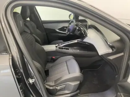 Photo 6 Peugeot 3008  1.2 Hybrid 136ch GT e-DCS6