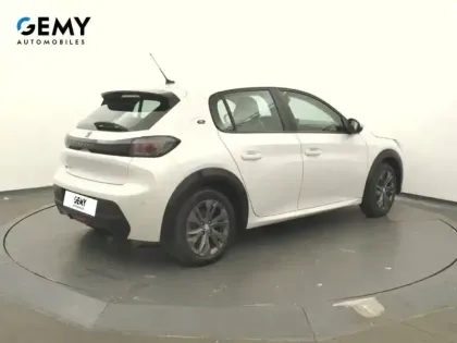 Photo 17 Peugeot 208  ELECTRIQUE 50 KWH 136