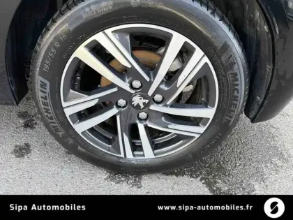 Photo 25 Peugeot 208  PureTech 100 S&S BVM6