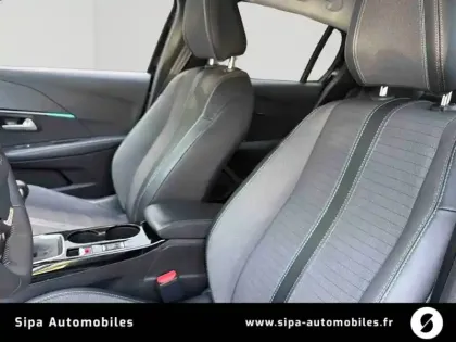 Photo 11 Peugeot 208  PureTech 100 S&S BVM6