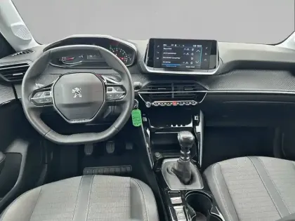 Photo 27 Peugeot 208  PureTech 100 S&S BVM6
