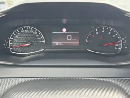 Photo 9 Peugeot 208  PureTech 100 S&S BVM6