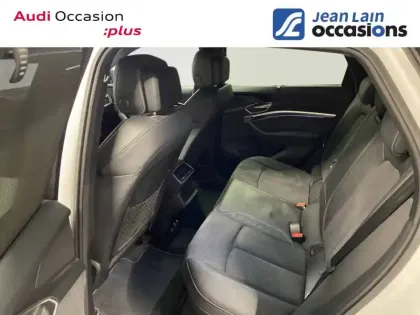 Photo 16 Audi E-tron  55 quattro 408 ch