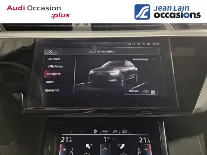 Photo 18 Audi E-tron  55 quattro 408 ch