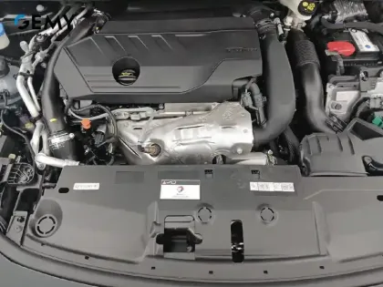 Photo 34 Peugeot 308  PHEV 225 e-EAT8