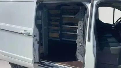 Photo 21 Ford Transit  CUSTOM FOURGON 290 L1H1 2.0 ECOBLUE 185 BVA