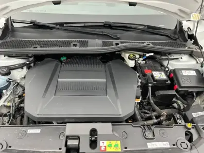 Photo 29 Peugeot 208  Electrique 50 kWh 136ch