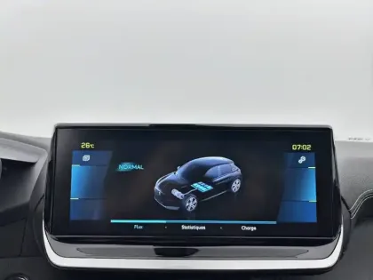 Photo 25 Peugeot 208  Electrique 50 kWh 136ch