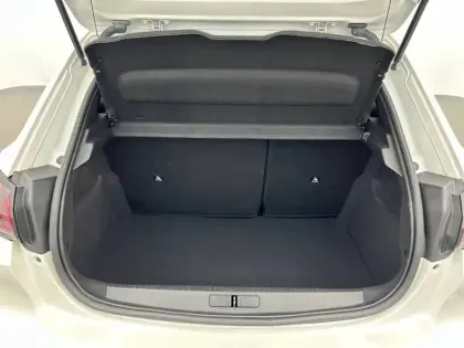 Photo 5 Peugeot 208  Electrique 50 kWh 136ch