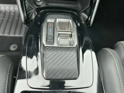 Photo 13 Peugeot 208  Electrique 50 kWh 136ch
