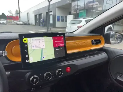 Photo 26 Renault Twingo  E-Tech Electrique 80 ch autonomie urbaine