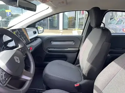 Photo 13 Renault Twingo  E-Tech Electrique 80 ch autonomie urbaine