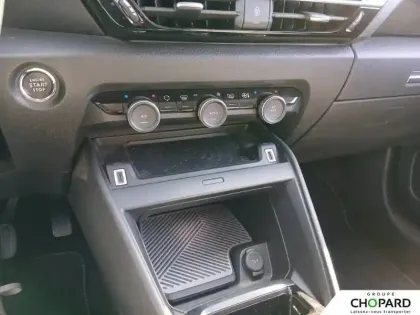 Photo 19 Citroën C4 e- 136 ch Automatique