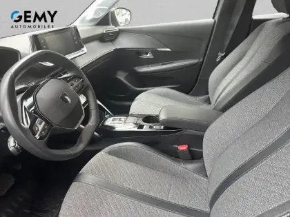 Photo 8 Peugeot 208  Electrique 50 kWh 136ch