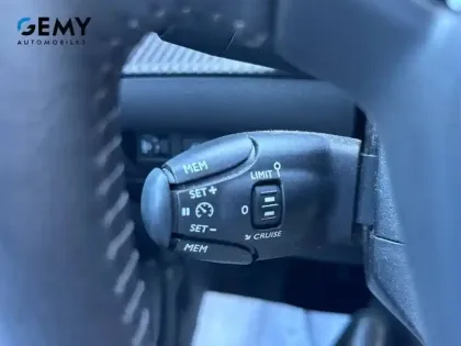 Photo 19 Peugeot 208  Electrique 50 kWh 136ch