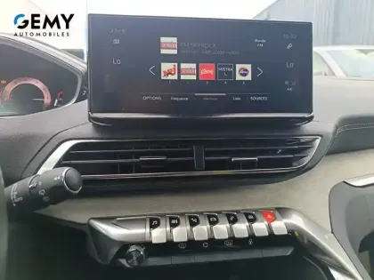 Photo 16 Peugeot 3008  PureTech 130ch S&S EAT8