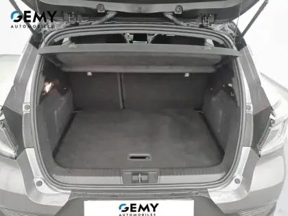 Photo 5 Renault Captur  E-Tech full hybrid 145 ch