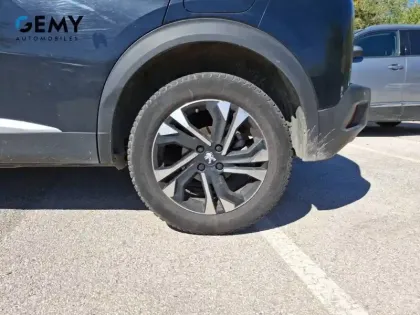 Photo 10 Peugeot 2008  PureTech 130 S&S EAT8