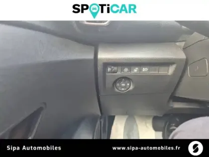 Photo 30 Citroën C4 e- 136 ch Automatique
