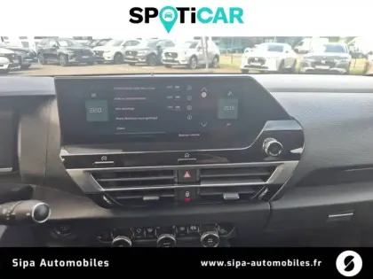 Photo 14 Citroën C4 e- 136 ch Automatique