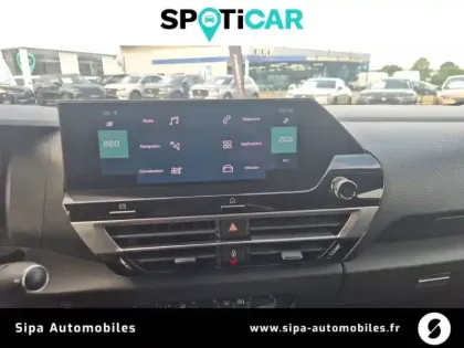 Photo 28 Citroën C4 e- 136 ch Automatique