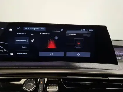 Photo 17 Peugeot 5008  Hybrid 145 ch e-DCS6