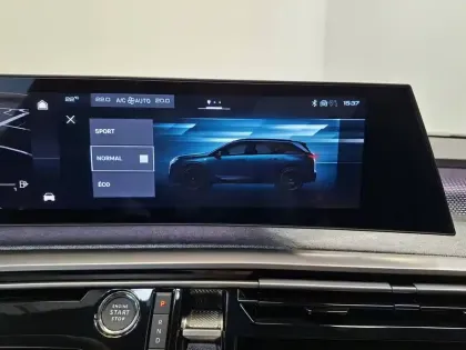 Photo 25 Peugeot 5008  Hybrid 145 ch e-DCS6