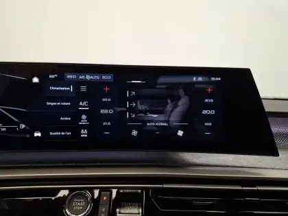 Photo 16 Peugeot 5008  Hybrid 145 ch e-DCS6
