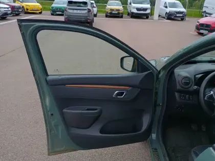 Photo 10 Dacia Spring 
