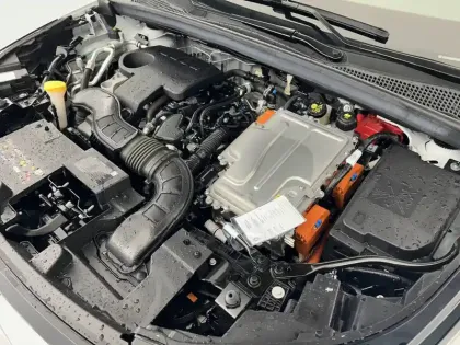 Photo 35 Renault Symbioz  E-Tech full hybrid 145