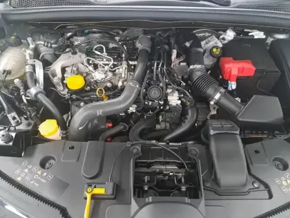 Photo 13 Renault Captur  mild hybrid 160 EDC