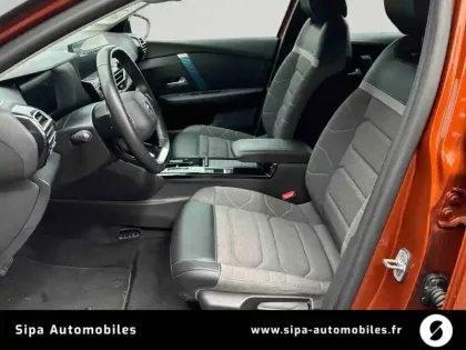 Photo 8 Citroën C4 e- 136 ch Automatique