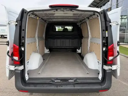 Photo 15 Mercedes Vito  FOURGON 116 CDI LONG BVM6 RWD
