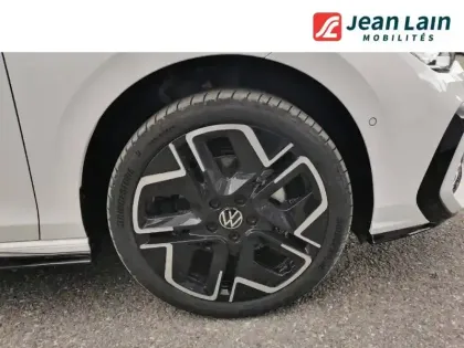 Photo 8 Volkswagen Golf  1.5 eTSI EVO2 150 DSG7