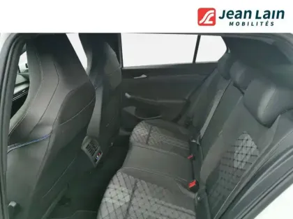 Photo 16 Volkswagen Golf  1.5 eTSI EVO2 150 DSG7