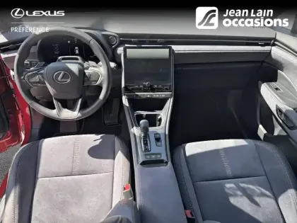 Photo 17 Lexus Lbx  2WD