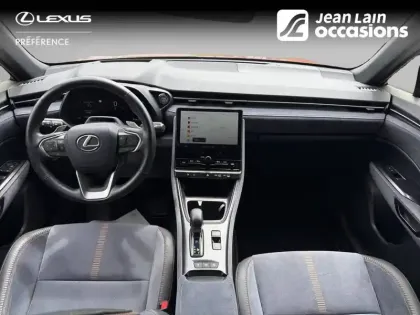 Photo 17 Lexus Lbx  2WD
