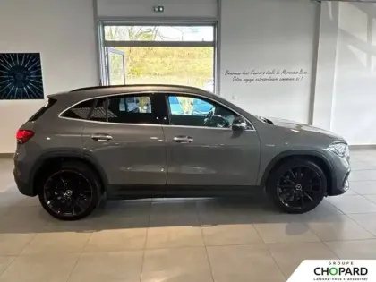 Photo 34 Mercedes GLA  200 d 8G-DCT
