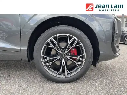 Photo 8 Audi Q3  TFSI 150 ch Hybride S tronic 7