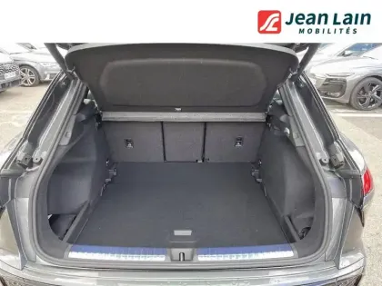 Photo 9 Audi Q3  TFSI 150 ch Hybride S tronic 7