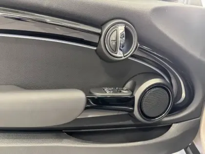 Photo 20 Mini Mini Hatch 3 Portes Cooper 136 ch DKG7