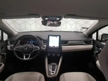 Photo 44 Renault Captur  E-Tech Plug-in 160