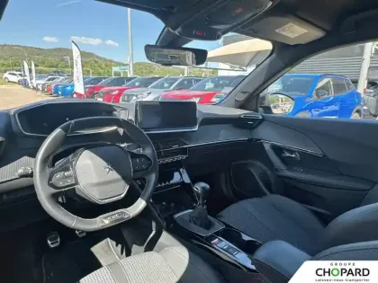 Photo 9 Peugeot 2008  PureTech 130 S&S BVM6