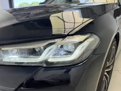 Photo 17 BMW Serie 5 540d TwinPower Turbo xDrive 340 ch BVA8