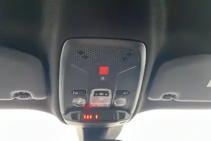 Photo 20 Peugeot 2008  Electrique 54 kWh 156 ch