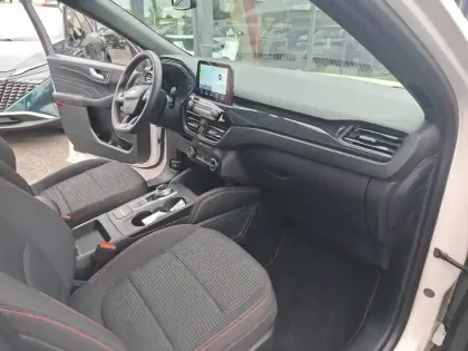 Photo 28 Ford Kuga  2.5 Duratec 190 ch FlexiFuel FHEV E85 Powershift